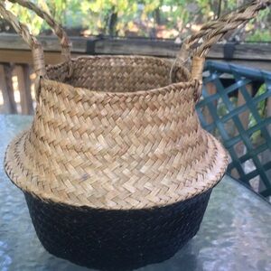 Basket- NWT- Can be Used 2 different ways